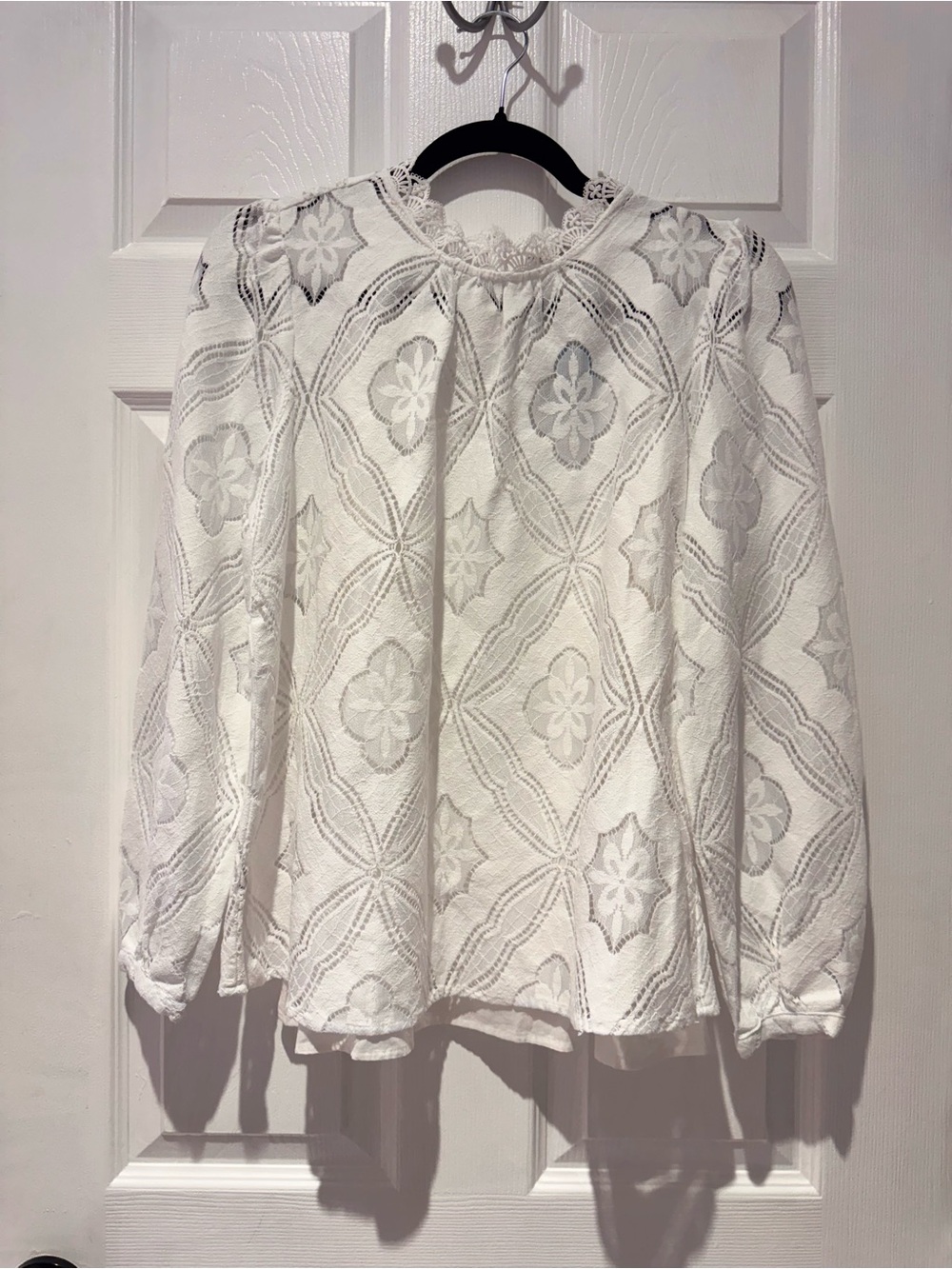 LOFT White Lace-Pattern Long Sleeve Blouse